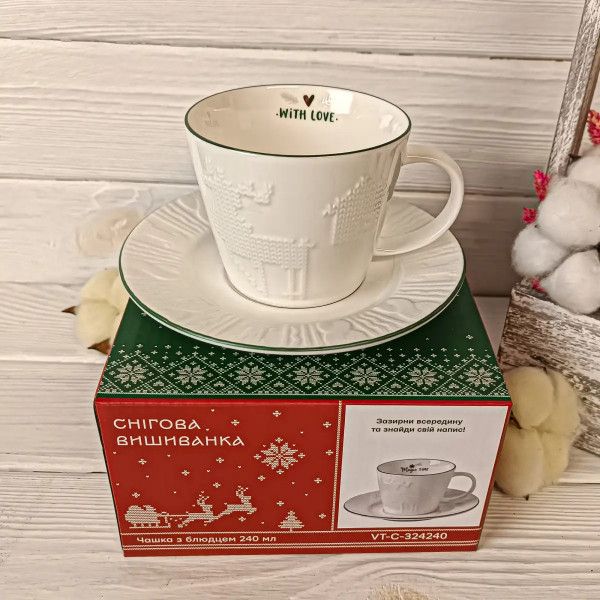 Кружка с блюдцем Vittora Снежная вышиванка VT-C-324240 240 мл