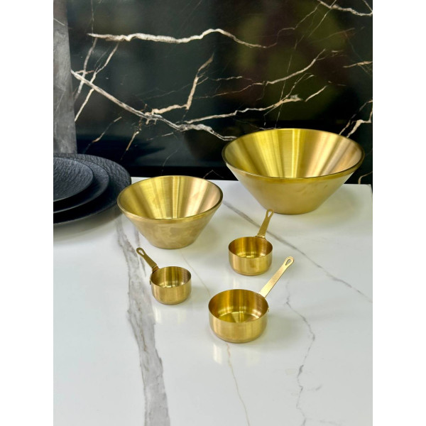 Салатник OLens Золота радість 102-1301 23 см 1500 мл золотистий