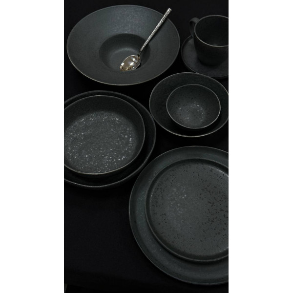 Тарілка десертна Olens Шайні-дот 101-0410 21х2.5 см чорна