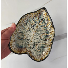 Тарілка листок Olens Паноптикон 101-0479 17.3х14.2х2.8 см