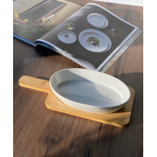 Тарілка на підставці овальна Olens Біла 102-1195 19х12х3.5 см біла