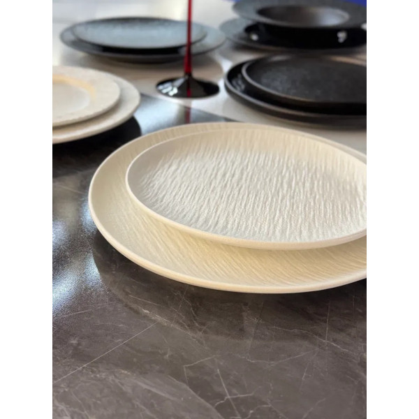 Тарілка обідня Olens Білий обеліск 101-0491 25 см біла