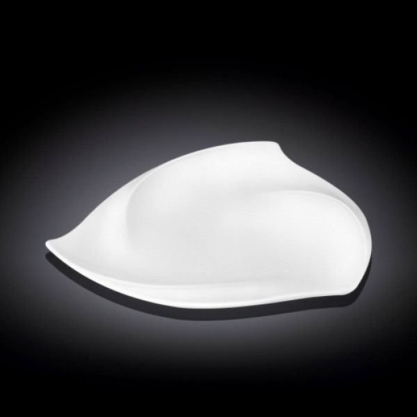 Тарілка трикутна 20.5 см Wilmax WL-991276