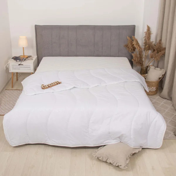 Ковдра полуторна силіконова Viluta Relax Light 21373 140x205 см біла Ковдра полуторна силіконова Viluta Relax Light 21373 140x205 см біла