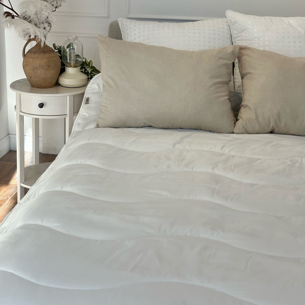 Ковдра полуторна силіконова Viluta Relax 21418 140x205 см кремова Ковдра полуторна силіконова Viluta Relax 21418 140x205 см кремова