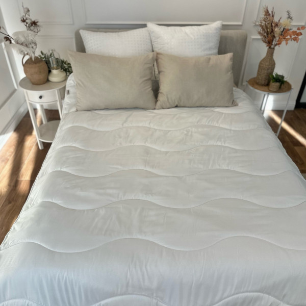 Ковдра полуторна силіконова Viluta Relax 21418 140x205 см кремова Ковдра полуторна силіконова Viluta Relax 21418 140x205 см кремова