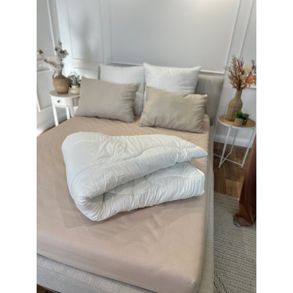 Ковдра полуторна вовняна Viluta Comfort 21421 140x205 см бежева Ковдра полуторна вовняна Viluta Comfort 21421 140x205 см бежева