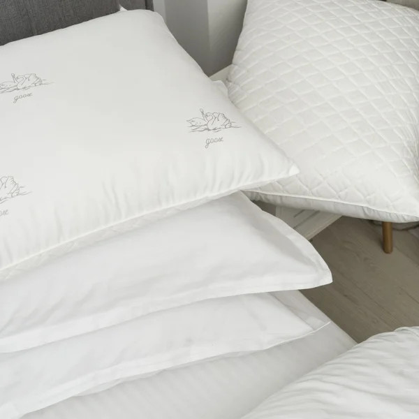 Подушка силіконова Viluta Light Foam 21407 50х70 см біла