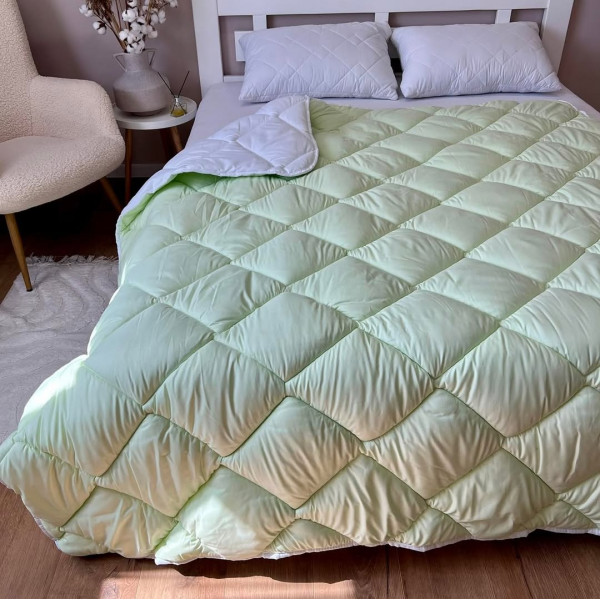 Ковдра євро стьобана зимова з бамбукового волокна Leri Max Bamboo 21456 200х215 см салатова