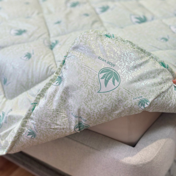 Ковдра євро стьобана зимова з волокна Aloe Vera Leri Max 21524 200х215 см біла