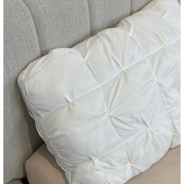 Подушка тісто з поліефірного волокна Hotel pillow 21534 50х70 см біла