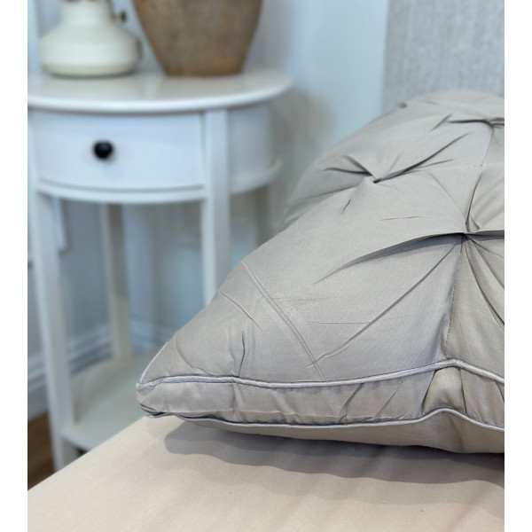 Подушка тісто з поліефірного волокна Hotel pillow 21535 50х70 см сіра