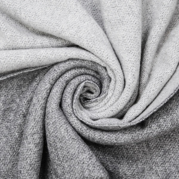 Мереносовий плед Love You 4245 140х200 см світло-сірий з темно-сірим Мереносовий плед Love You 4245 140х200 см світло-сірий з темно-сірим