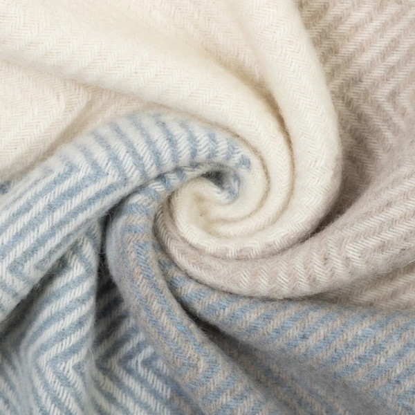 Плед мериносовий Love You Клітка 4499 140х200 см бежевий з блакитним