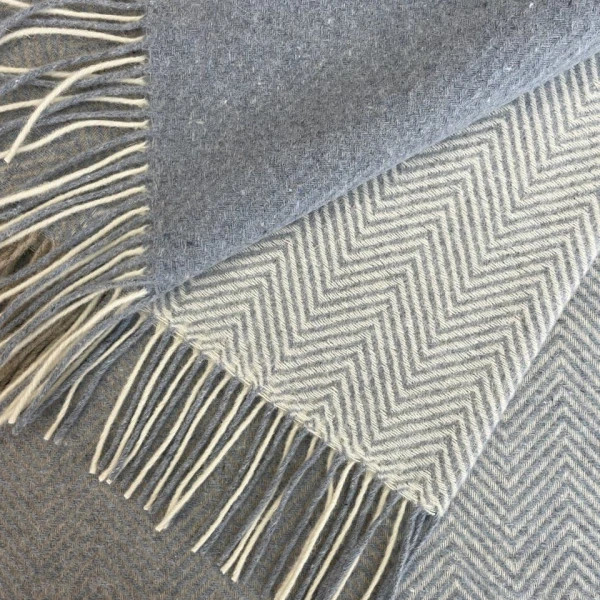 Плед мериносовий Love You Клітка 4499 140х200 см бежевий з блакитним