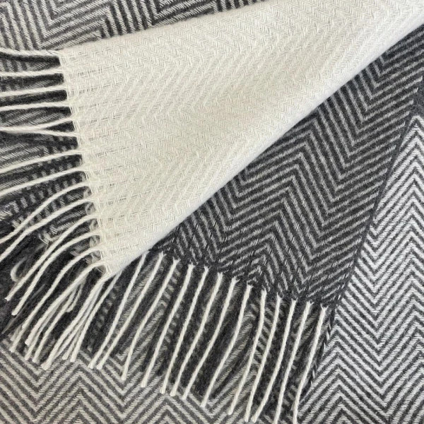 Плед мериносовий Love You Клітка 4502 140х200 см світло-сірий з темно-сірим