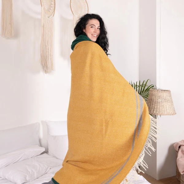 Плед однотонний мериносовий з смужками Love You 4489 140х200 см білий гірчиця сірий