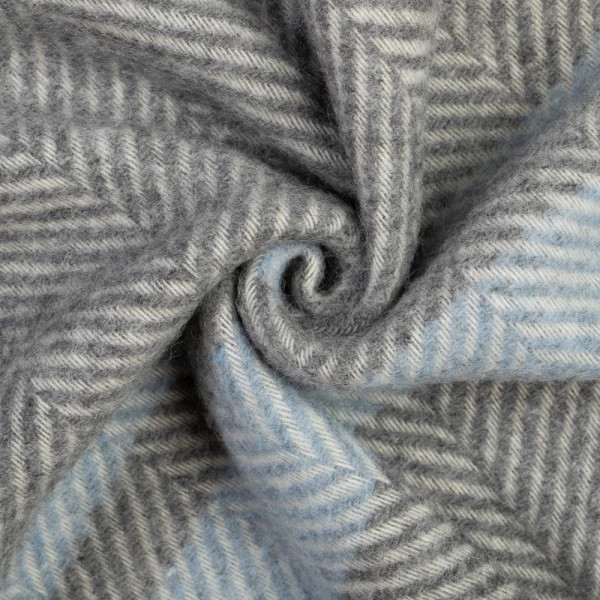 Плед однотонний мериносовий з смужками Love You 4490 140х200 см білий блакитний сірий