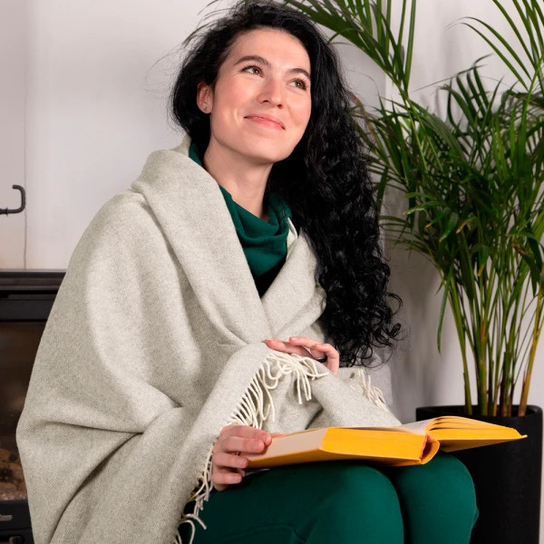 Плед вовняний Love You 6064 140х200 см світло-бежевий