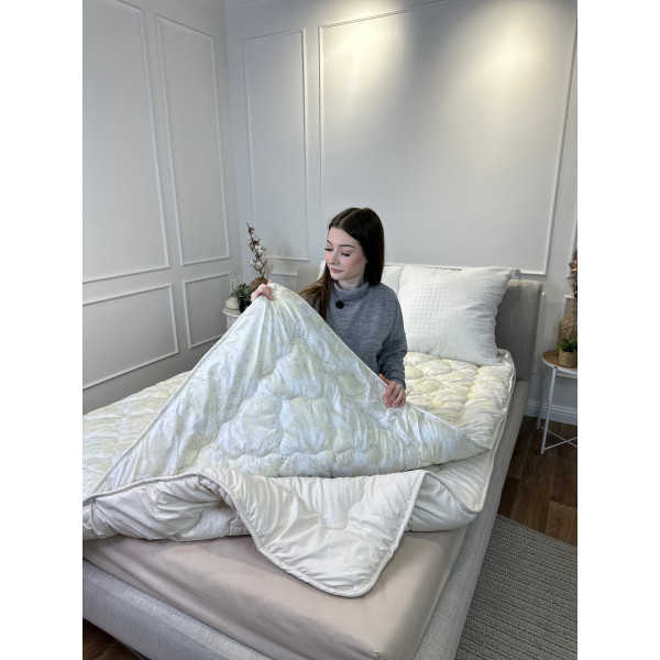 Ковдра двоспальна подвійна 4 сезони з холлофайбера Arda 21559 175х215 см бежева