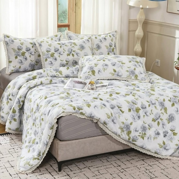 Постільна білизна двоспальна з демісезонною ковдрою з мереживом та з простирадло на резинці з мусліну Koloco 20181 180х200х25 см