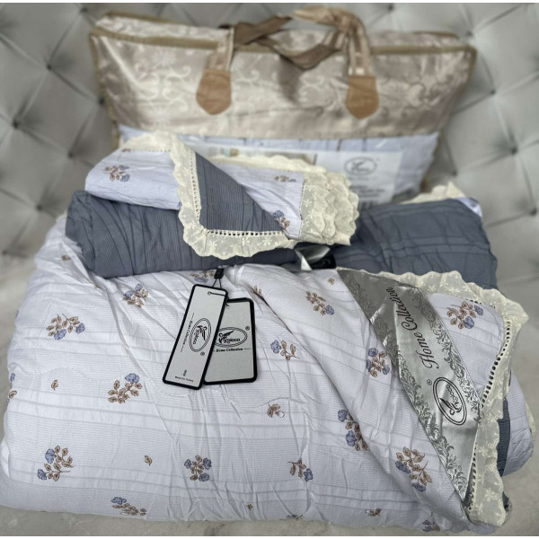 Постільна білизна двоспальна з демісезонною ковдрою з мереживом та з простирадло на резинці з мусліну Koloco 20186 180х200х25 см