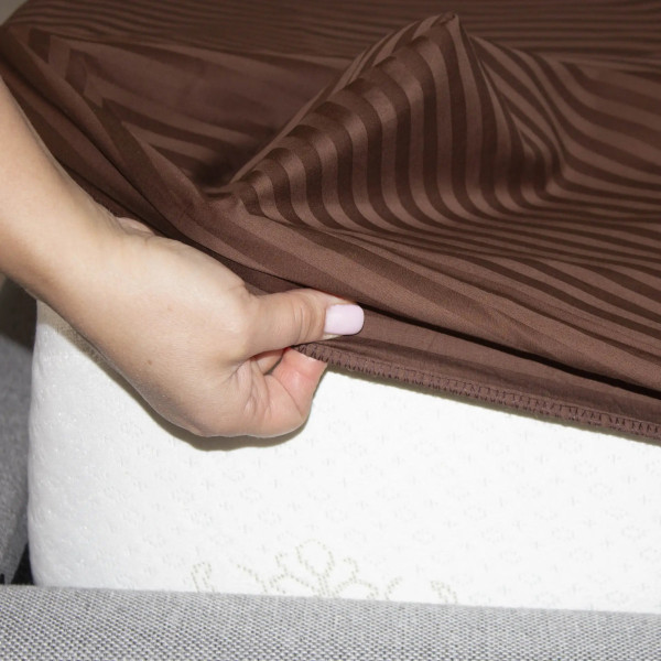 Простирадло-чохол на резинці полуторна ТЕП Сатин Chocolate 2-04799_34330 180х200 см шоколадна