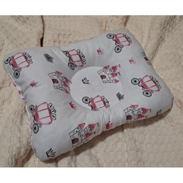 Подушка дитяча ортопедична Карети рожеві на білому 21626 22х30 см