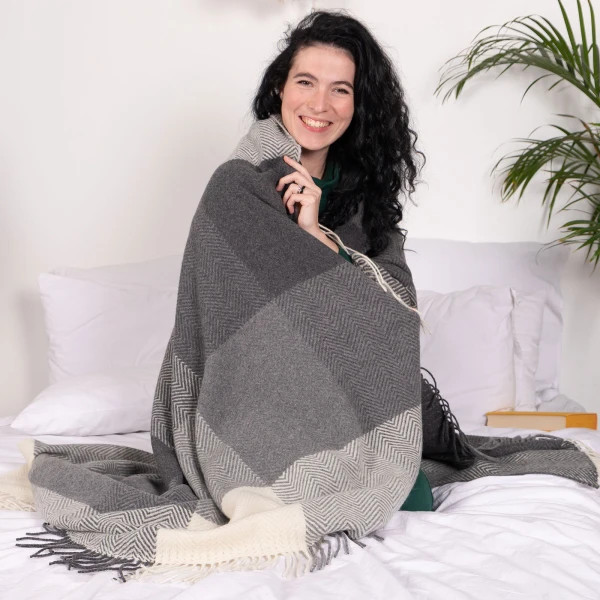 Плед мериносовий Love You Клітка 4502 140х200 см світло-сірий з темно-сірим