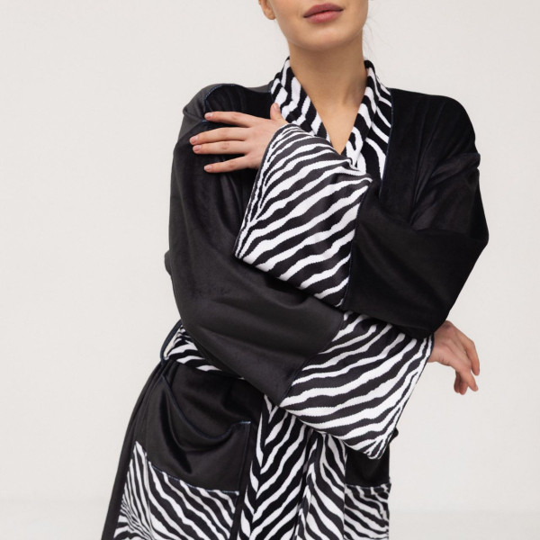 Кімоно жіноче з плюшевого велюру Kimono Black and White Zebra 18366 M