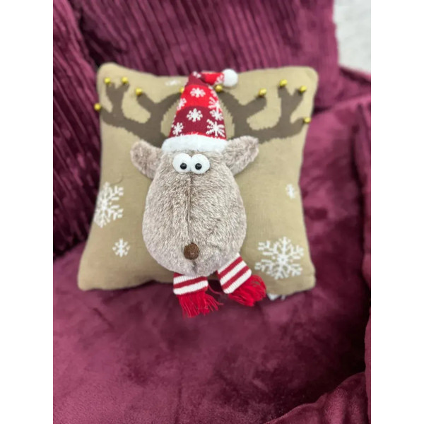 Подушка новорічна 3D Олень 19292 40х40 см