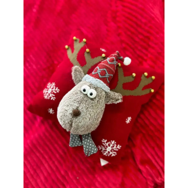 Подушка новорічна 3D Олень червоний 19291 40х40 см