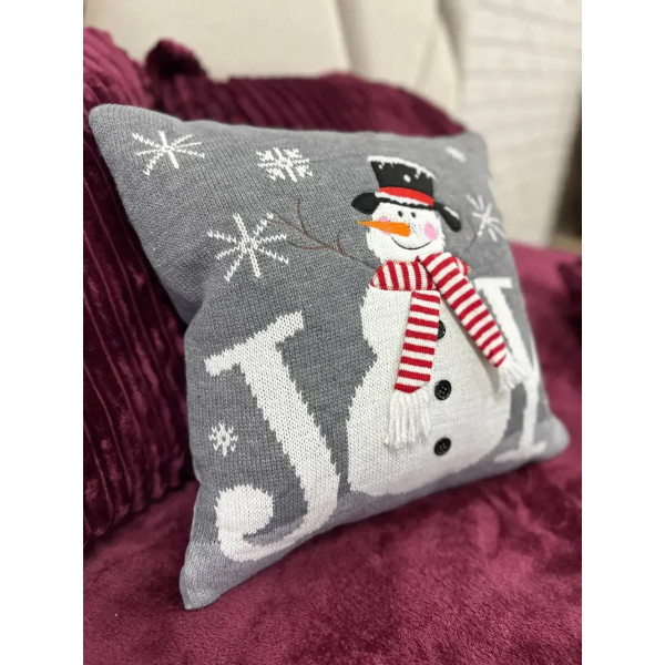 Подушка новорічна 3D Сніговик сірий 19278 40х40 см
