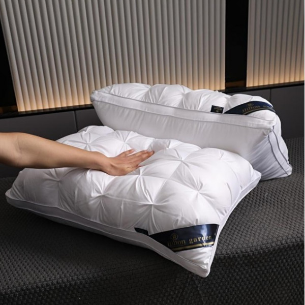 Подушка тісто з поліефірного волокна Hotel pillow 19534 50х70 см біла