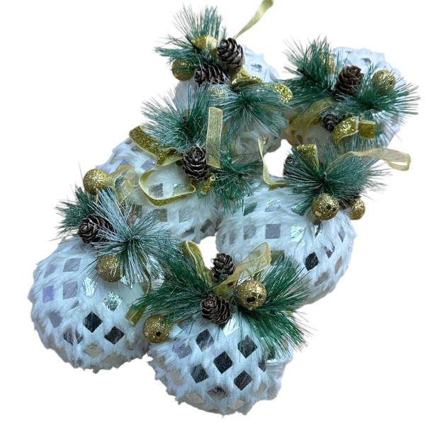 Набір іграшок на ялинку вовняних Ромб сріблястий 19728 8 см 6 шт