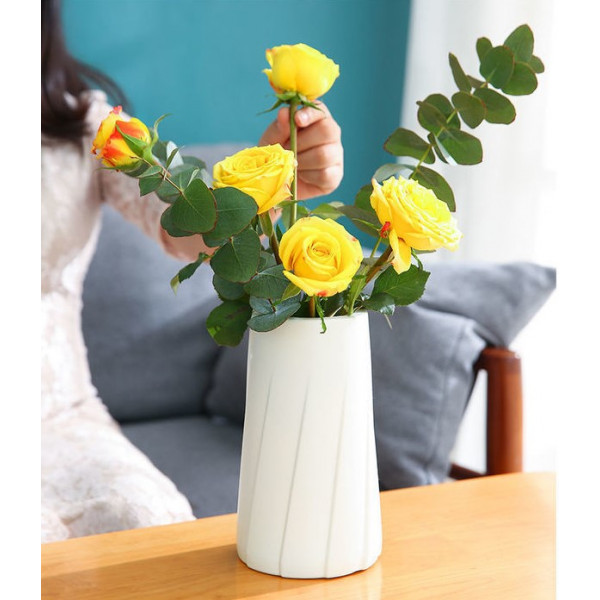 Ваза для квітів 14280 11.5х19.7 см біла