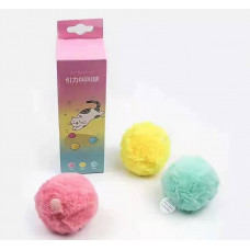 Набір інтерактивних іграшок м'ячики волохатих для кішок зі звуками птахів 10076 3 предмети